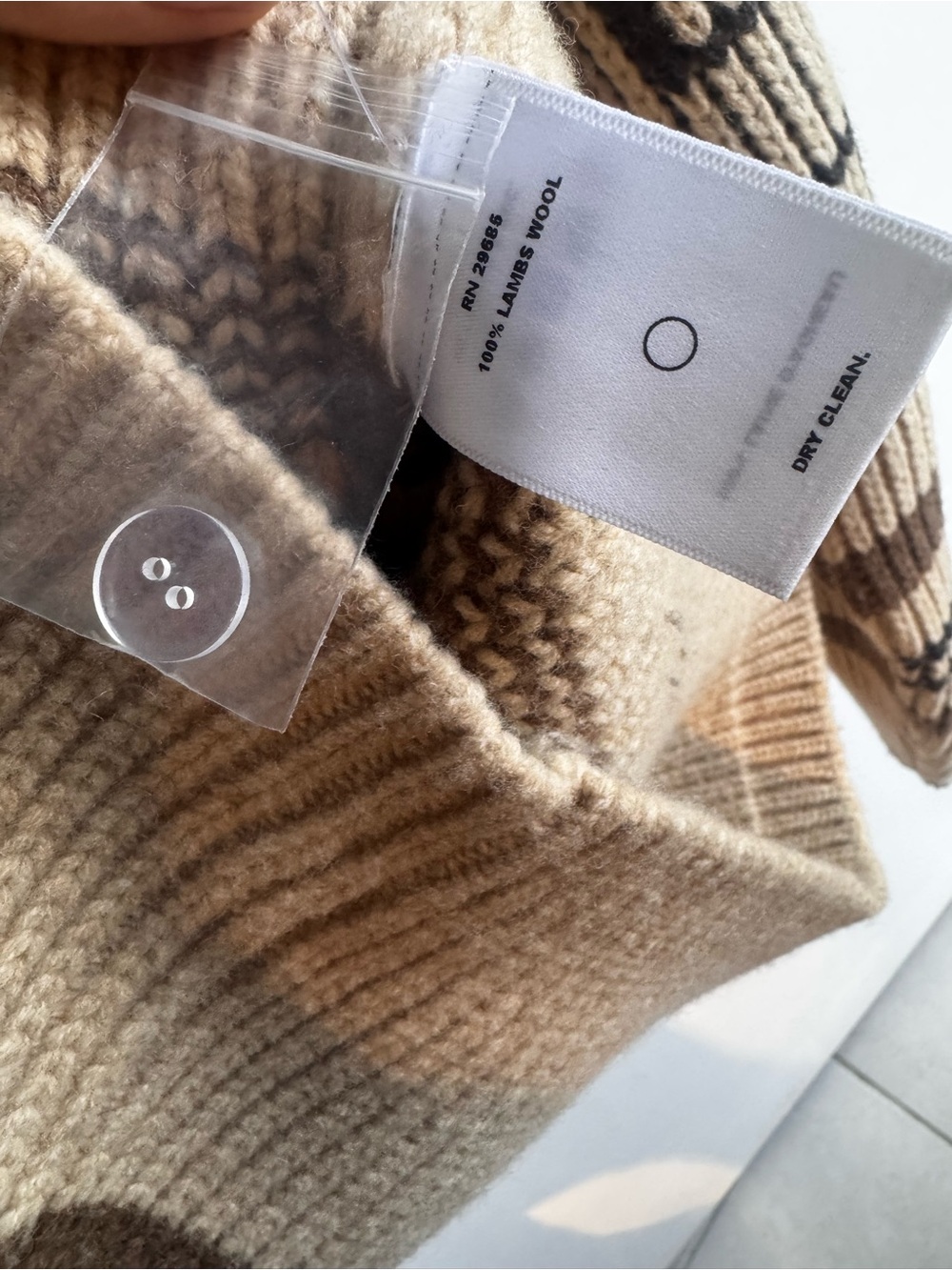 Cozy Pendleton classic cardigan - Picture 5 of 7